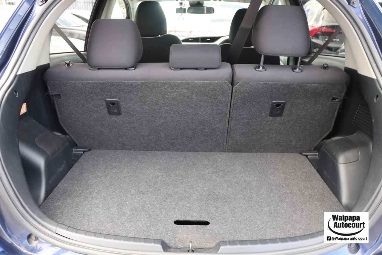 2017 Toyota Vitz