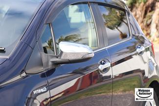 2017 Toyota Vitz - Thumbnail