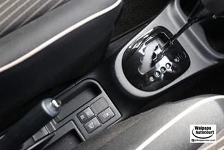 2017 Toyota Vitz - Thumbnail