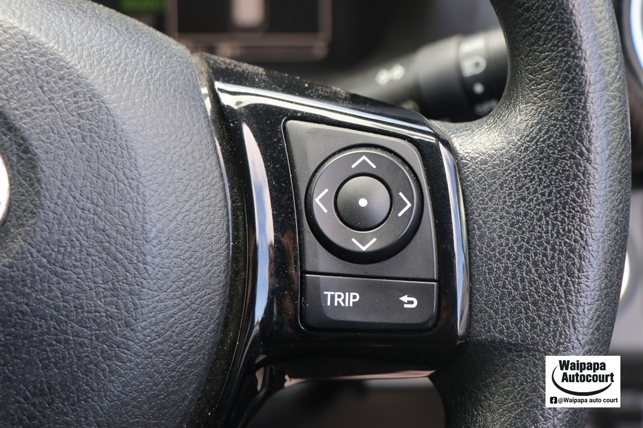 2017 Toyota Vitz