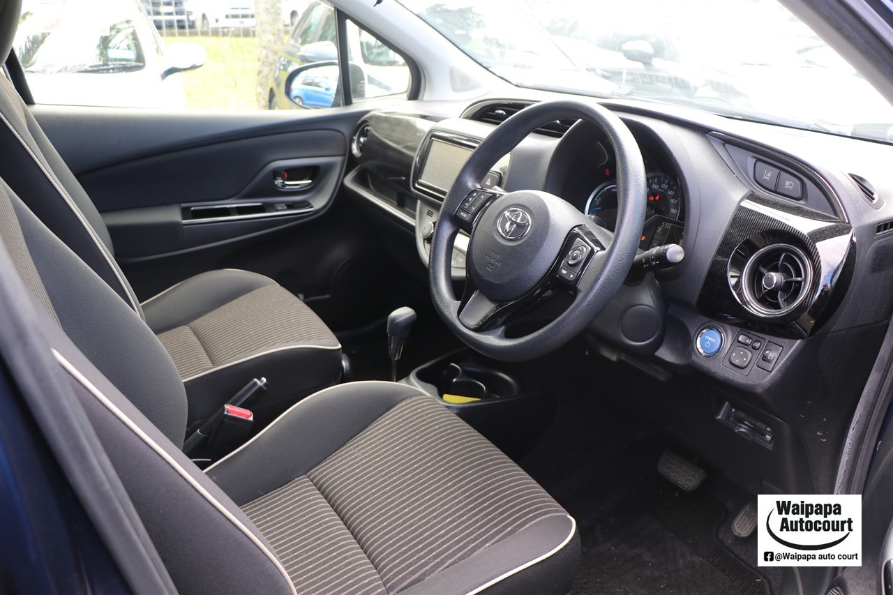 2017 Toyota Vitz