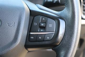 2023 Ford Everest - Thumbnail