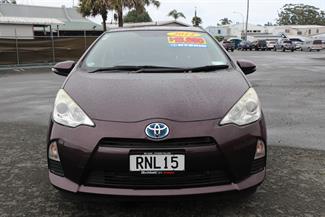 2014 Toyota Aqua - Thumbnail