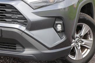 2022 Toyota RAV4 - Thumbnail