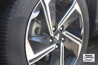 2022 Mitsubishi Eclipse Cross - Thumbnail