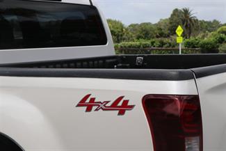 2019 Isuzu D-Max - Thumbnail