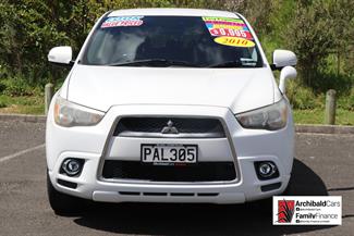 2010 Mitsubishi RVR - Thumbnail