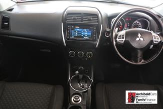 2010 Mitsubishi RVR - Thumbnail