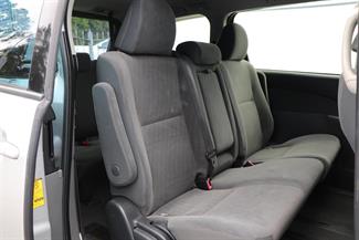 2011 Toyota Previa - Thumbnail