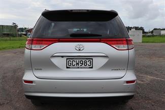 2011 Toyota Previa - Thumbnail