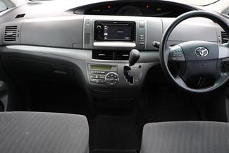 2011 Toyota Previa - Thumbnail