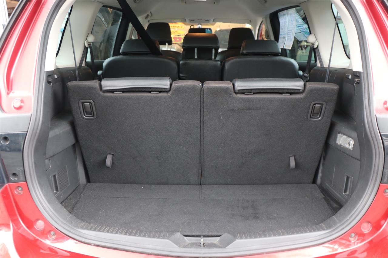 2013 Mazda Premacy