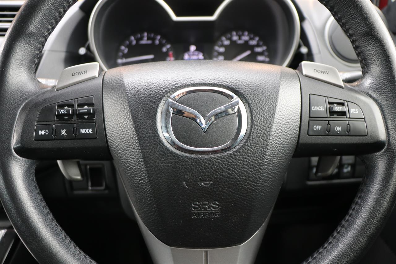 2013 Mazda Premacy