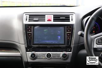 2017 Subaru Outback - Thumbnail
