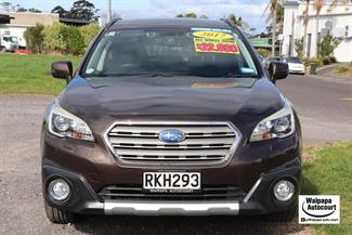 2017 Subaru Outback - Thumbnail