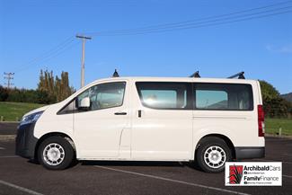 2021 Toyota Hiace - Thumbnail