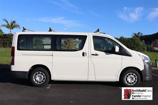 2021 Toyota Hiace - Thumbnail