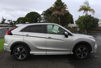 2024 Mitsubishi Eclipse Cross - Thumbnail