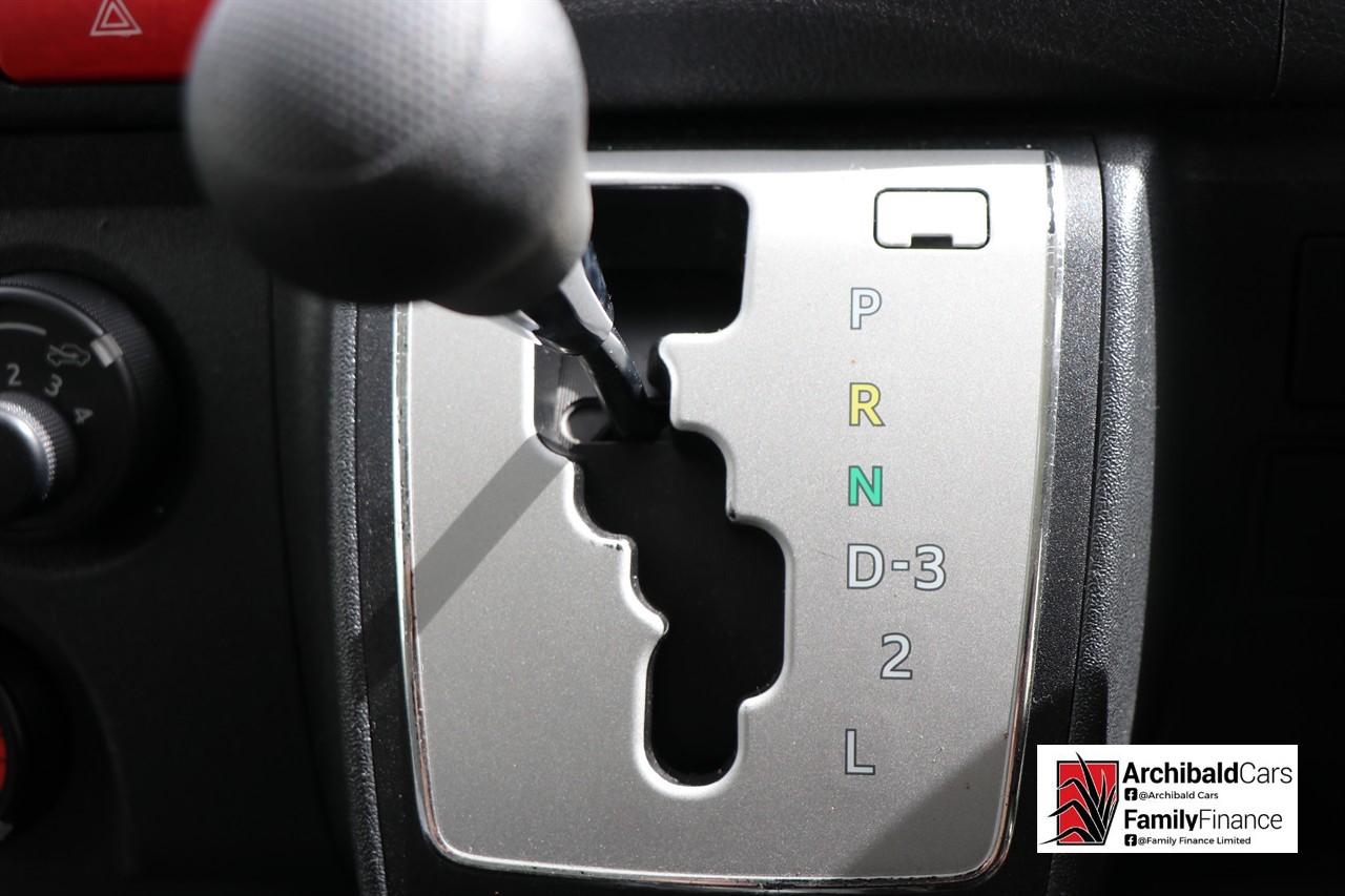2014 Toyota Hiace
