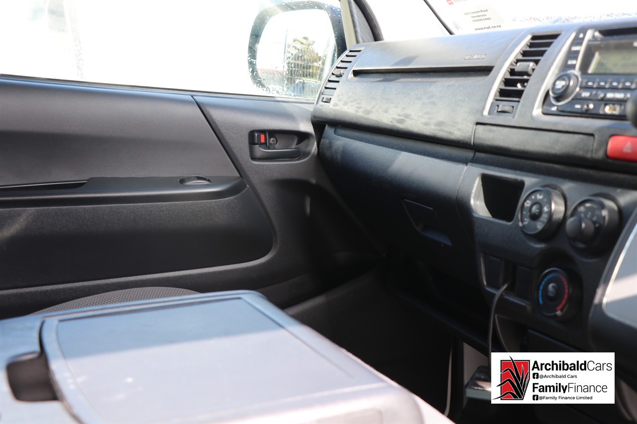 2014 Toyota Hiace