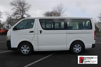 2014 Toyota Hiace - Thumbnail
