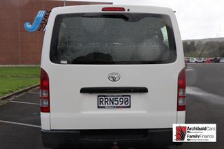 2014 Toyota Hiace - Thumbnail