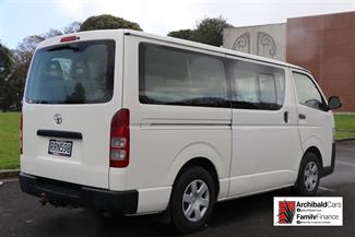 2014 Toyota Hiace - Thumbnail