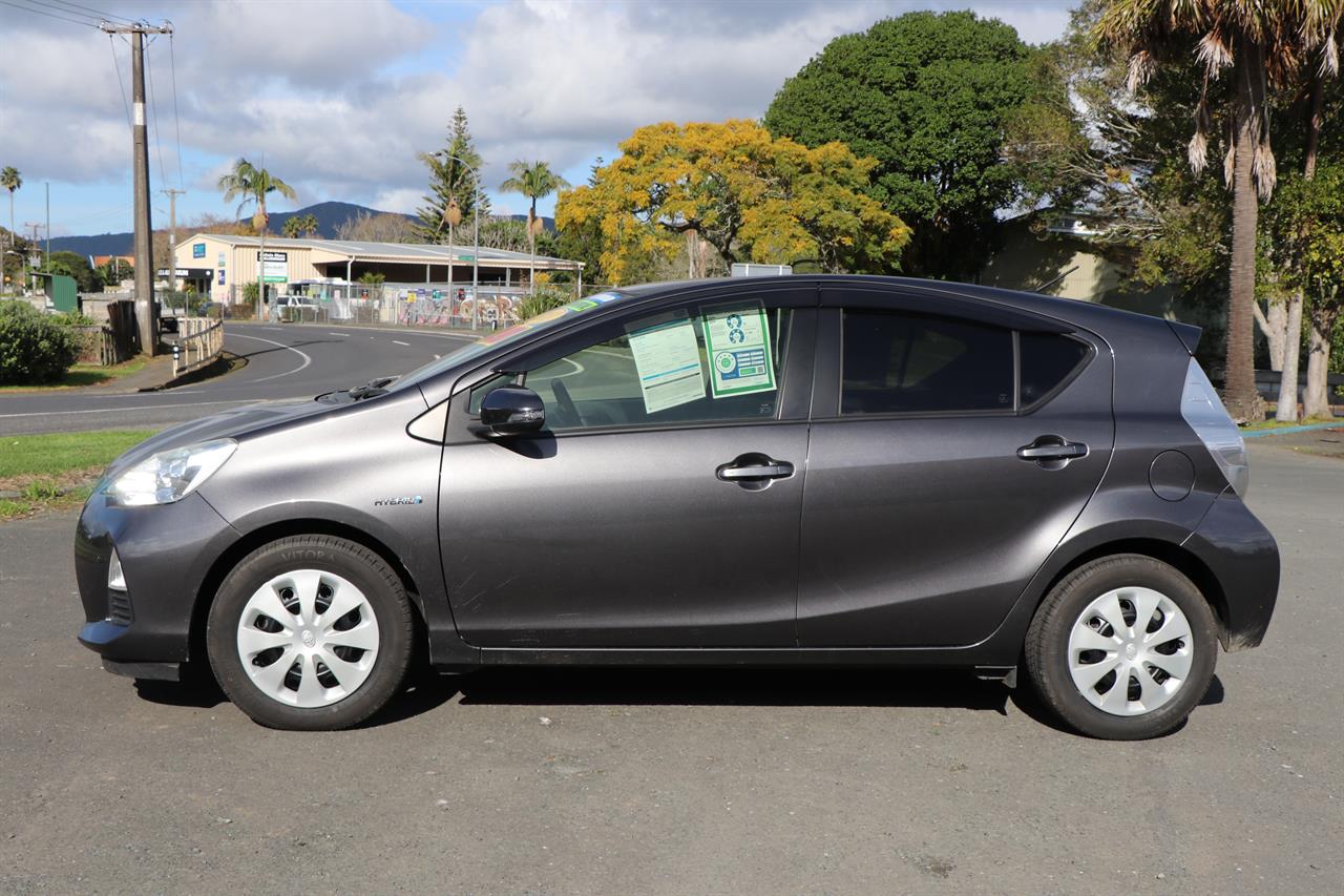2013 Toyota Aqua