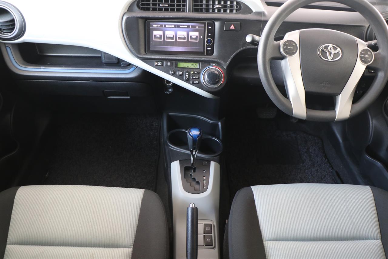 2013 Toyota Aqua