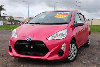 2014 Toyota Aqua - Thumbnail