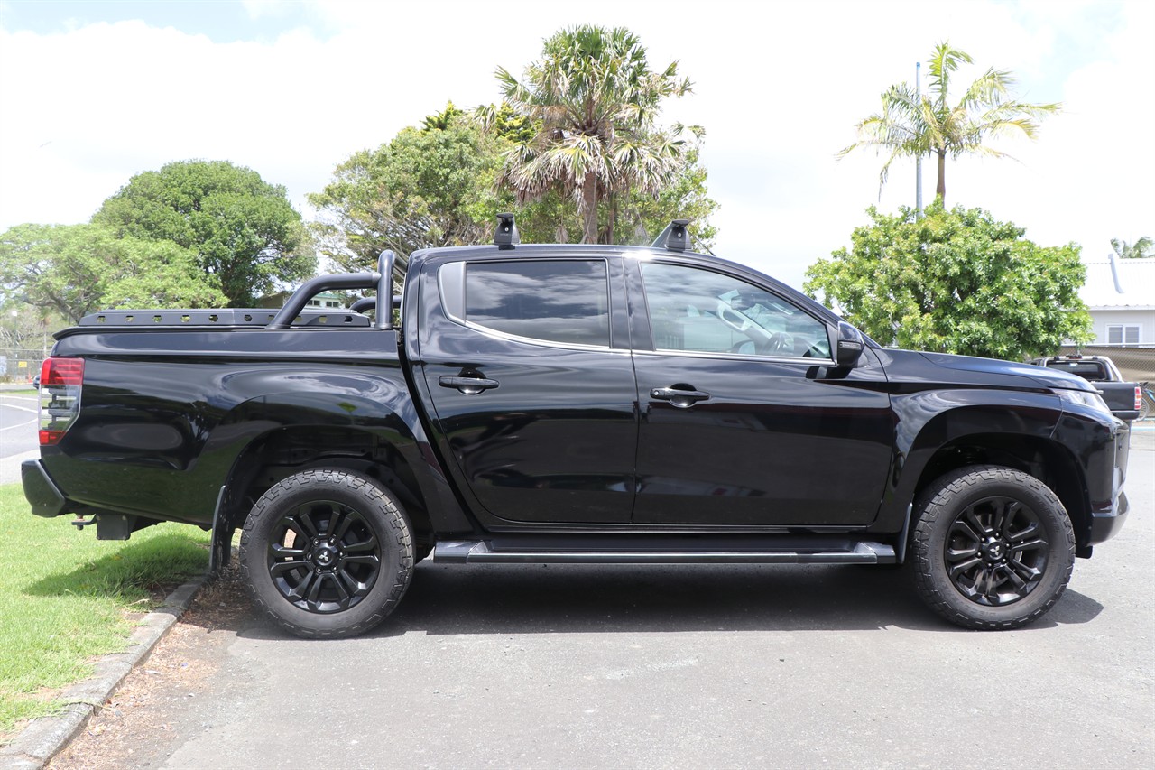2022 Mitsubishi Triton