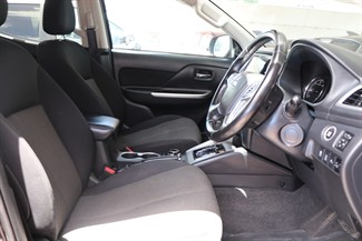 2022 Mitsubishi Triton - Thumbnail