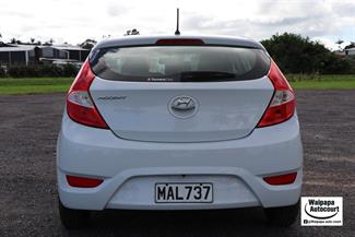 2019 Hyundai Accent - Thumbnail