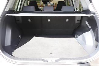 2021 Toyota RAV4 - Thumbnail