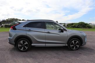2024 Mitsubishi Eclipse Cross - Thumbnail