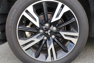 2024 Mitsubishi Eclipse Cross - Thumbnail