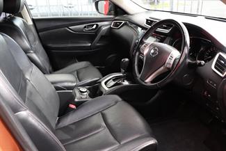 2014 Nissan X-Trail - Thumbnail