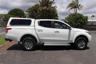 2019 Mitsubishi Triton - Thumbnail