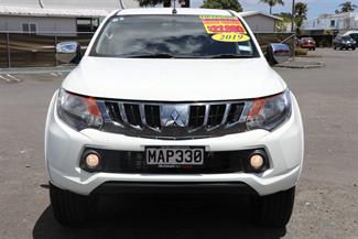 2019 Mitsubishi Triton - Thumbnail