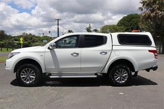 2019 Mitsubishi Triton - Thumbnail