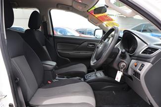 2019 Mitsubishi Triton - Thumbnail