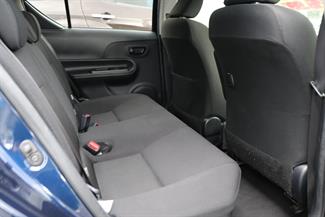 2018 Toyota Aqua - Thumbnail