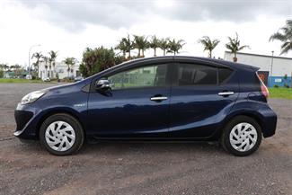 2018 Toyota Aqua - Thumbnail