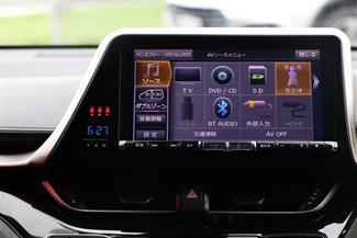 2017 Toyota C-Hr - Thumbnail