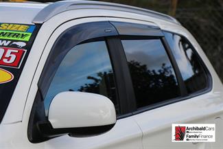 2019 Mitsubishi Outlander - Thumbnail