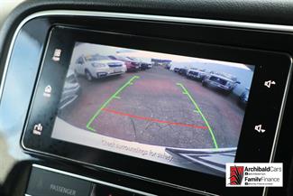 2019 Mitsubishi Outlander - Thumbnail