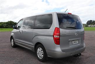 2019 Hyundai Imax - Thumbnail