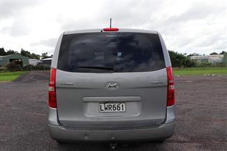 2019 Hyundai Imax - Thumbnail