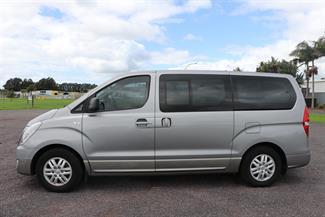 2019 Hyundai Imax - Thumbnail