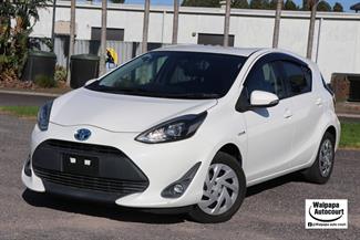 2017 Toyota Aqua - Thumbnail